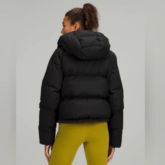 Lululemon Wunder Puff Cropped Jacket
Black Size 8 - Picture 2 of 11